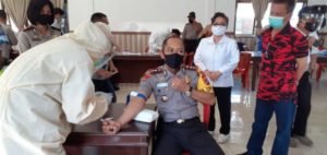 Ikut Rapid Test Bersama 382 Personel, Kapolres Tomohon Berharap Hasilnya Non Reaktif