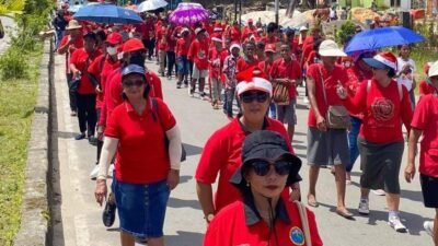 Ribuan Masyarakat Biak Turun ke Jalan Ikuti Parade Natal 2022