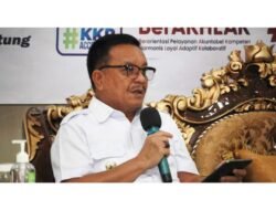 Walikota Bitung Maurits Mantiri Narasumber Seminar Kajiterap “Melakukan Substitusi Rumput Laut” (Eucheuma Cottonii)