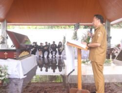 Walikota Dan Wakil Walikota Hadiri Pemakaman Almarhum Bapak Novi Agam