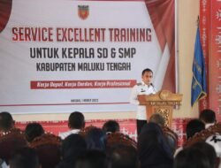 Pj Bupati Maluku Tengah Buka Kegiatan Pelatihan Pelayanan Prima bagi Kepala Sekolah SD dan SMP