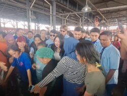 Hillary Brigitta Lasut Dan Ferro Walandouw Belanja di Pasar Bersehati Sekaligus Tampung Keluhan Pedagang