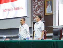 Didampingi Dr. Micler C.S. Lakat, Walikota Manado Andrei Angouw Menghadiri Kegiatan Penandatanganan Perjanjian Kinerja dan Pakta Integritas Pemkot Manado Tahun 2024