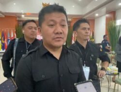 Pengawasan Ketat Bawaslu Sulut, Steffen Linu Pantau Langsung Pendaftaran di KPU Tomohon