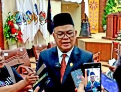 Louis Carl Schramm Resmi Dilantik Menjadi Anggota DPRD Sulut