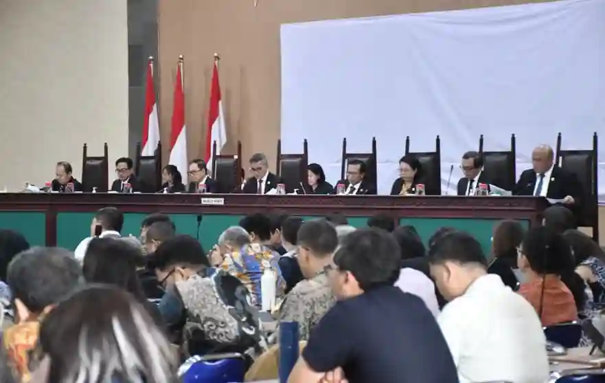Polemik Putusan KPPU Terhadap 97 Perusahaan Fintech: Dinilai Melampaui Wewenang dan Berpotensi Batal