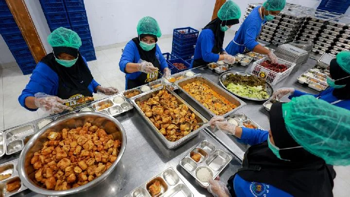 PDIP Bergerak, Minta Data Kader yang Terlibat Proyek Makan Bergizi Gratis ke Badan Gizi Nasional