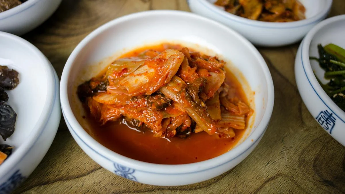 Rahasia Kelezatan Kimchi Jjigae: Resep Autentik Sup Pedas Korea yang Hangatkan Jiwa, Semudah Buatan Drakor