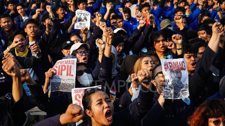 Sorotan Media Aksi Mahasiswa Juni 2026: Binokular Ungkap Dominasi Sentimen Negatif dalam Pemberitaan