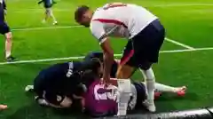 Insiden Jordan Henderson Jadi Peringatan Keras: Pemain Inggris Dilarang Lompat Pagar Pembatas
