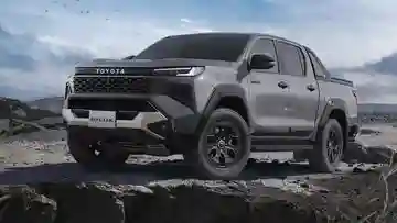 Toyota: Hilux Masih Jauh dari Varian PHEV untuk Pekerja Keras