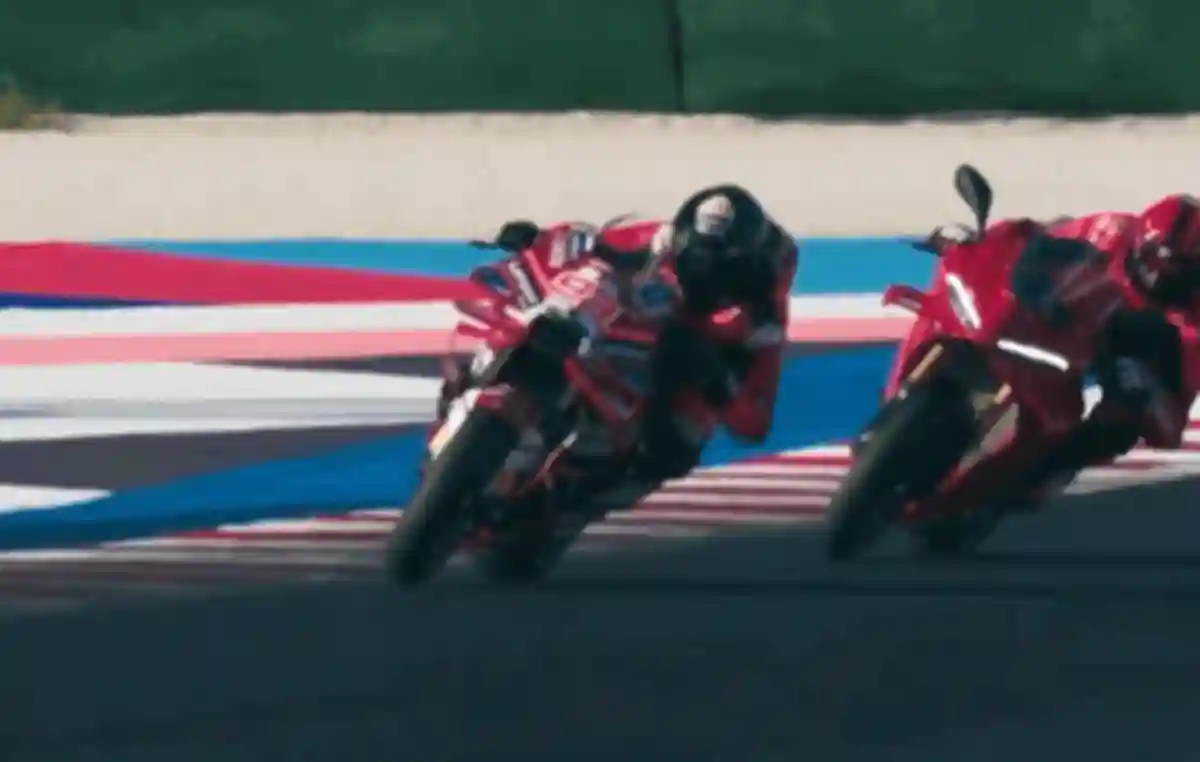 Sejarah Terukir: Pembalap Wanita Amerika Cicipi Motor MotoGP Marc Marquez di Italia