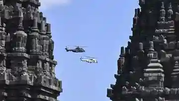 Prabowo dan Modi Jelajahi Megahnya Prambanan dari Udara dalam Momen Diplomatik Unik