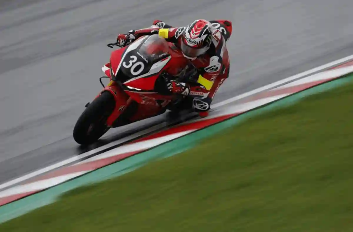 Kemenangan Gemilang di Suzuka 8 Jam, Jonathan Rea: Honda Mengingatkan Saya Masih Cepat!