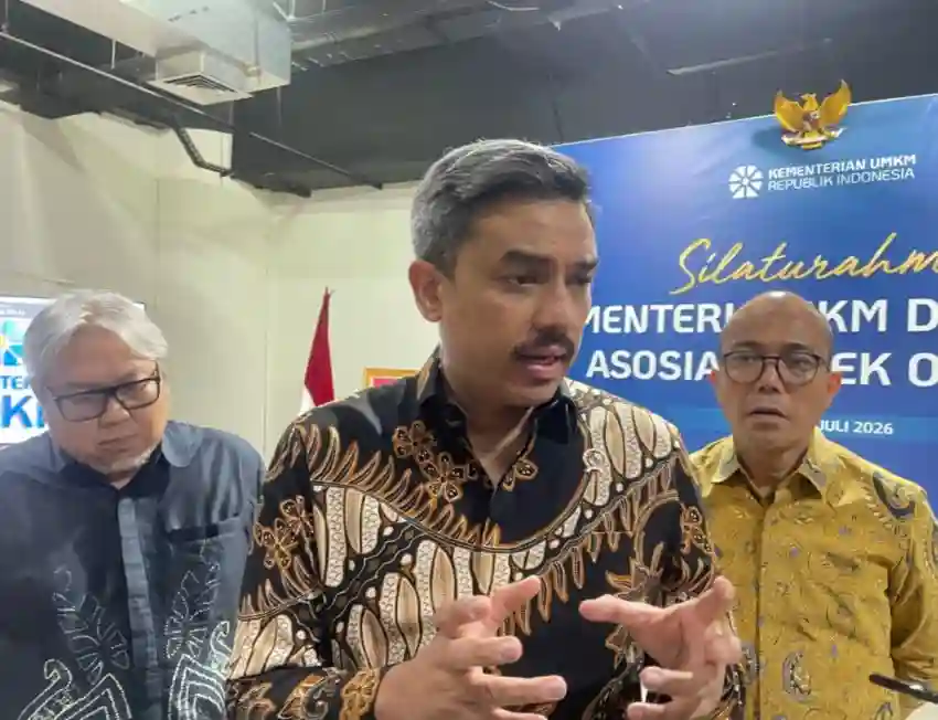 Komisi Ojol Turun Jadi 8%, Menteri UMKM Yakin Pengemudi Tetap Meraup Untung