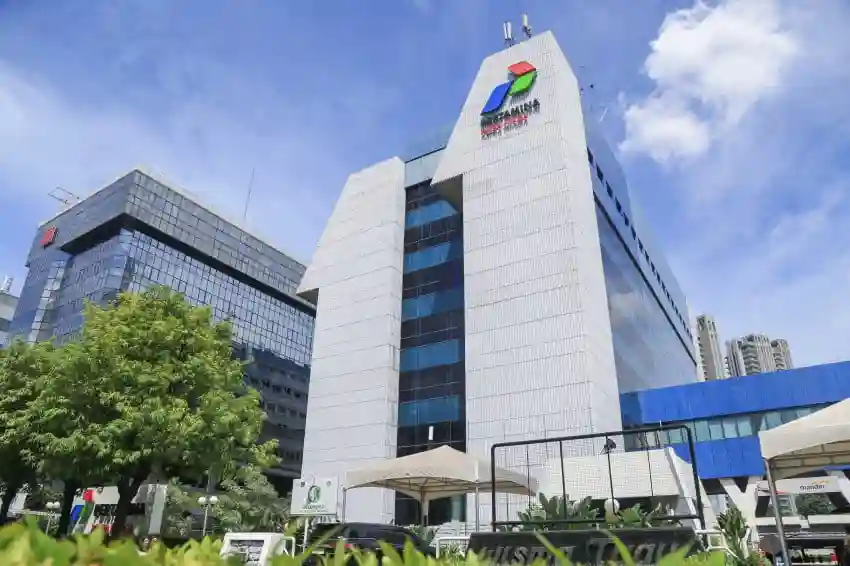 Buntut Viral! Pertamina Patra Niaga Beri Sanksi Tegas Awak Mobil Tangki Merokok Saat Bertugas