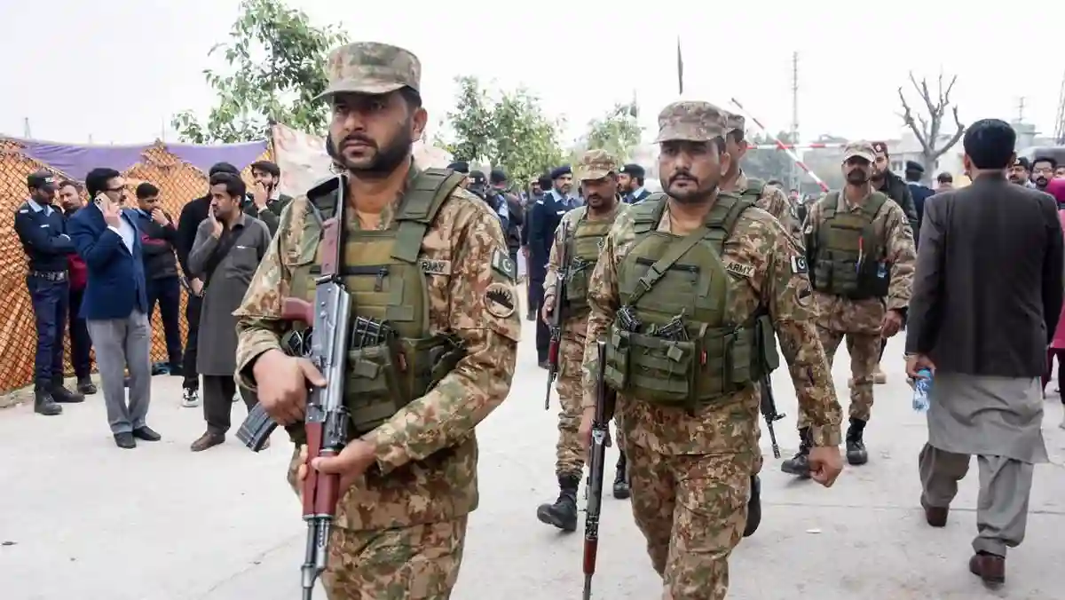 Kekerasan Meningkat: 18 Polisi Dieksekusi, 11 Tentara Tewas dalam Serangan Brutal di Balochistan