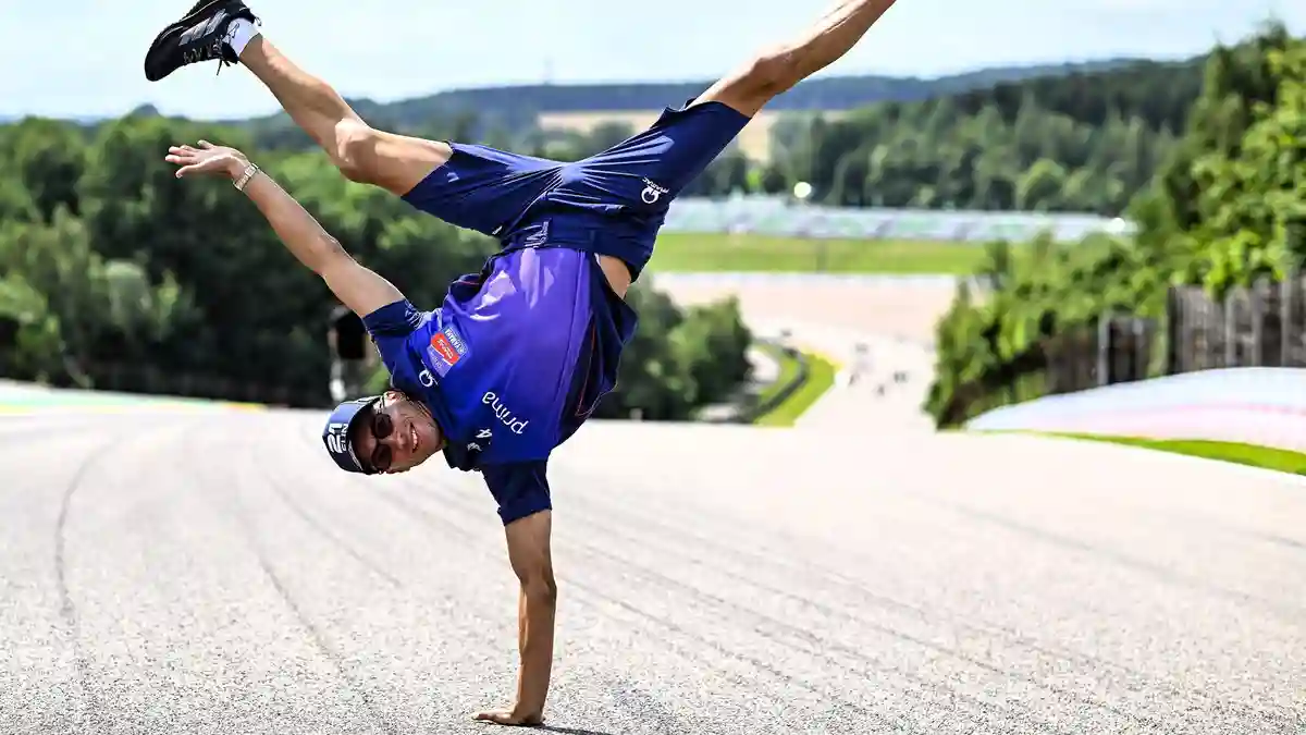 Rahasia Toprak Razgatlioglu Ungkap Kunci Sukses MotoGP: Latihan Jumat yang Krusial
