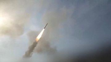Iran Balas Dendam: Pangkalan AS di 4 Negara Arab Jadi Sasaran Serangan Kamis Pagi