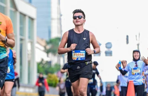 Detik-detik Mahalini Lari Tanpa Alas Kaki Demi Kejar Panggung Tau Tau Festival 2026
