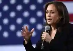 Kamala Harris Berpotensi Pecahkan Sejarah: Calon Kuat Presiden AS dari Partai Demokrat