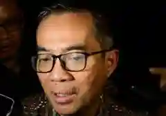 Gaji Dosen Rp 20-50 Juta Jadi Sorotan, Mendikbud Respons Usulan Ini