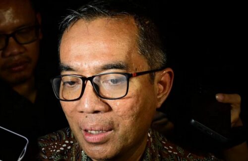Gaji Dosen Rp 20-50 Juta Jadi Sorotan, Mendikbud Respons Usulan Ini