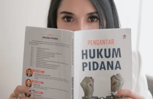 Bunga Zainal Ungkap Penyesalan Mendalam Usai Perkenalkan Pengusaha ke Suami, Rumah Tangga Goyah