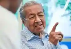Usia 101 Tahun, Mahathir Mohamad Tetap Jadi Sorotan Politik Malaysia