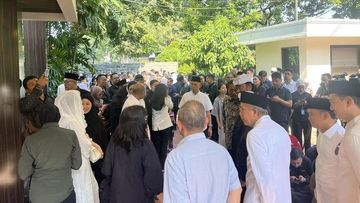 Duka Mendalam Menyertai Kepergian Rachmat Gobel: Sejumlah Tokoh Nasional Turun Melayat