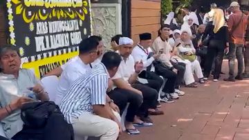 Ribuan Pelayat Memadati Rumah Duka Rachmat Gobel, Doa Mengalir untuk Sang Tokoh