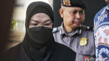 Terjaring OTT KPK, Begini Deretan Kendaraan Mewah Milik Bupati Sukoharjo Etik Suryani