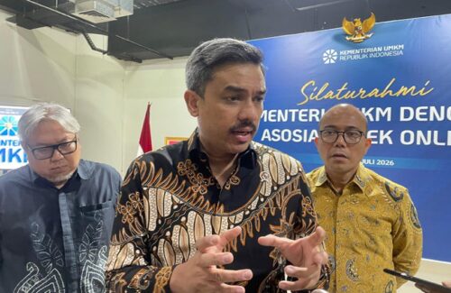 Pendapatan Ojol Melorot Usai Aturan Baru? Menteri UMKM Ungkap Faktor Ini!
