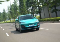 LEPAS E4 EV Meluncur: Platform LEX Bawa Sensasi Berkendara Lebih Baik