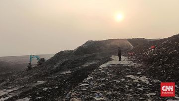 Pasca-Kebakaran Hebat, Status Darurat TPA Jatiwaringin Diperpanjang Hingga 2026