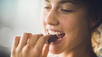 Mengungkap Fakta: Bolehkah Ibu Hamil Menikmati Cokelat? Simak Aturan Mainnya!