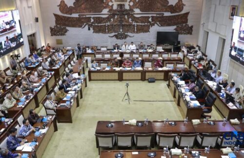 Ancaman Baru Cukai: DPR Soroti Potensi Guncangan Industri dan Beban Fiskal Akibat Lapisan Tambahan
