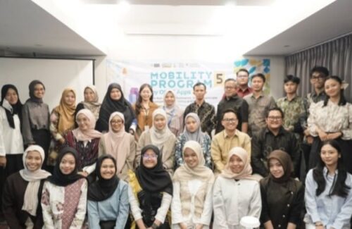 Kolaborasi OBATApps & Dami Sariwana: Bekali Mahasiswa Farmasi dengan Skill Industri Terkini