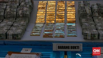 Jejak Korupsi Terungkap: Polisi Sita Rp 1 Miliar, Emas Batangan dari 12 Lokasi