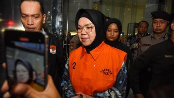 KPK Tahan Bupati Sukoharjo Etik Suryani, Dititipkan di Rutan Sejak Sabtu Dini Hari