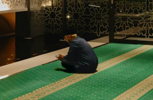 Ribuan Doa Mengalir Tiap Hari untuk Vidi Aldiano, Ayah: Ini Pencapaian Tertinggi