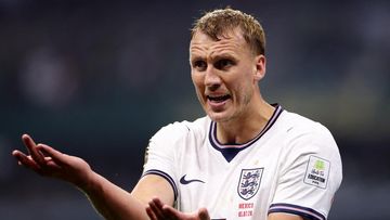 Bentrok Duo Raksasa: Dan Burn Jadi Kunci Inggris Hentikan Ganasnya Haaland di Piala Dunia 2026