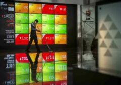 Menguat Tajam! IHSG Akhiri Pekan dengan Kenaikan 0,83%, Pasar Modal Rp10.340 Triliun