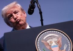 Trump Tepis Isu Ancaman Pembunuhan Iran, Tegaskan Kesiapan Militer AS