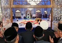 Momen Langka: Petinggi RI Ziarahi Makam Ayatollah Ali Khamenei di Mashhad