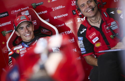 Marquez Pole di Sachsenring, Bezzecchi Jatuh Tragis di Kualifikasi MotoGP Jerman