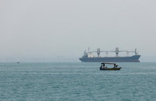 Oman Jadi Saksi: AS Desak Iran Tepati Komitmen Keamanan Selat Hormuz