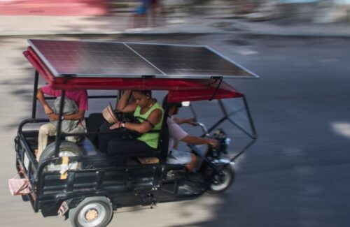 Terjebak Krisis Energi, Inovasi Becak Tenaga Surya Jadi Solusi Cerdas Warga Kuba