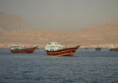 Ancaman Baru di Teluk Persia: Iran Tutup Selat Hormuz, Dunia Tegang!