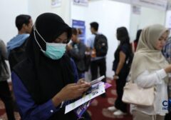 Pertumbuhan Semu: Ekonomi Indonesia Terjebak 'Jobless Growth', Ini Tawaran Solusi Islam